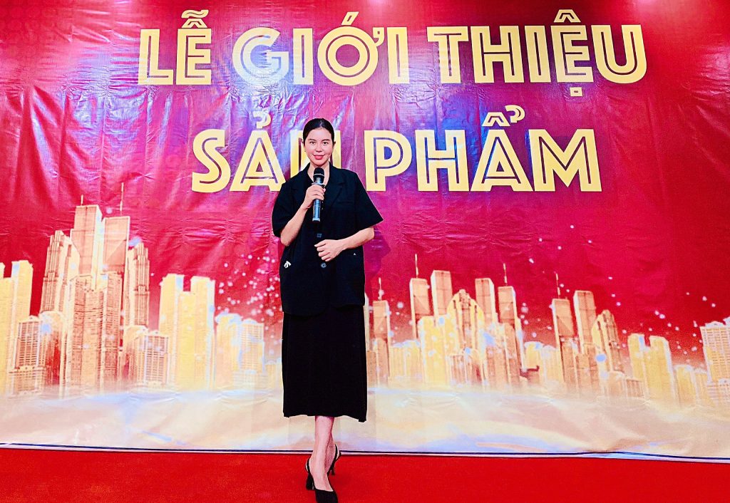 [Gương mặt truyền cảm hứng Phoenix Academy] Phoenix Academy giúp tôi thực hiện ước mơ trở thành một người dẫn chương trình chuyên nghiệp