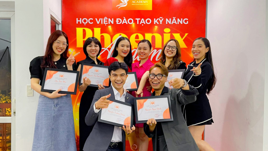 Học viên nói gì sau khi học tại học viện Phoenix Academy